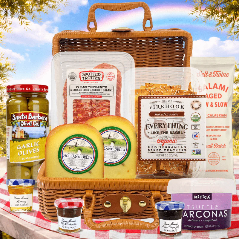 Supermarket Italy's Taste of Italy Picnic Experience Picnic Basket